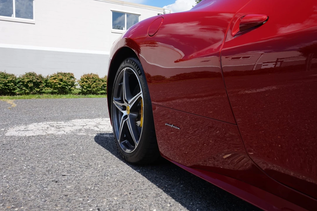 2013 Ferrari 458 Spider - Image 28 of 31