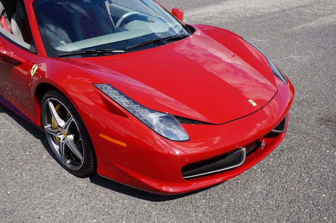 2013 Ferrari 458 Spider - Image 16 of 31
