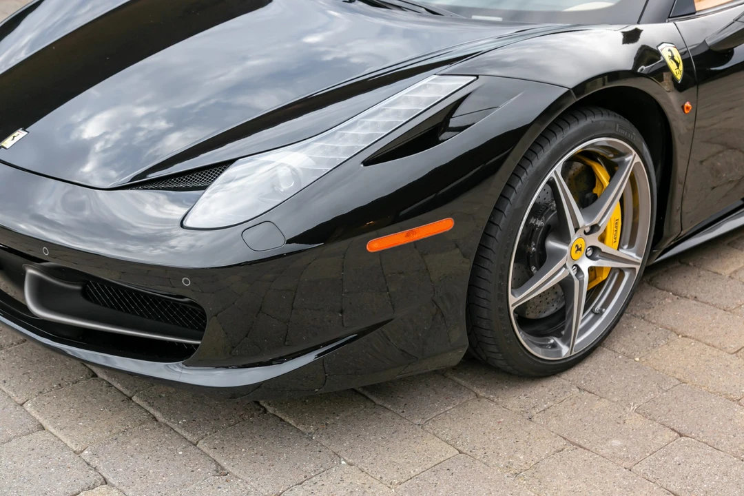 2013 Ferrari 458 Spider - Image 28 of 31