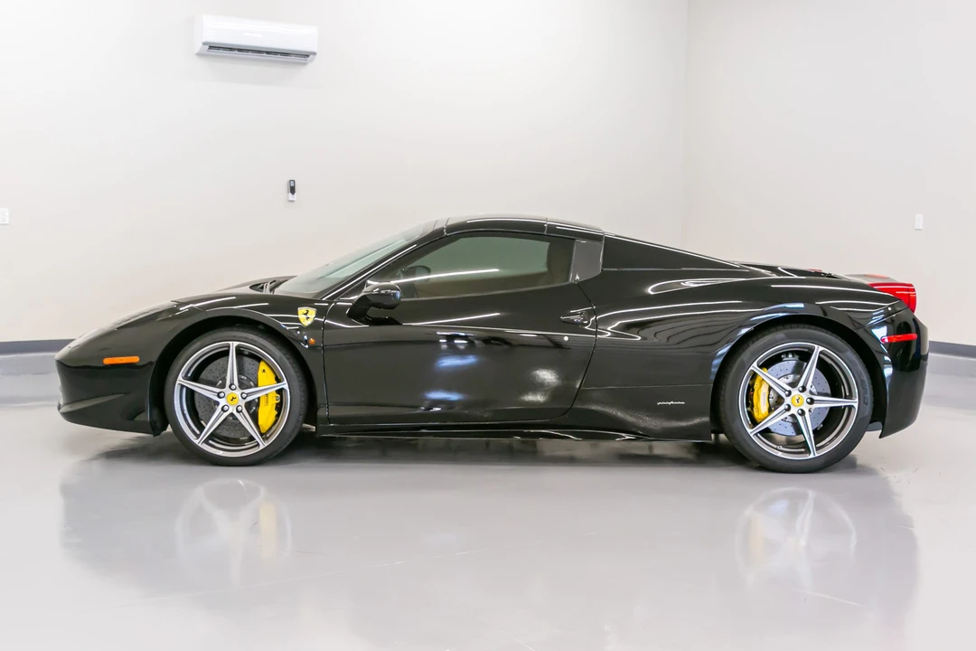2013 Ferrari 458 Spider - Image 17 of 31