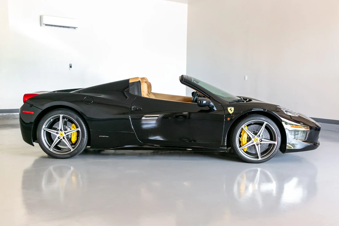 2013 Ferrari 458 Spider - Image 4 of 31
