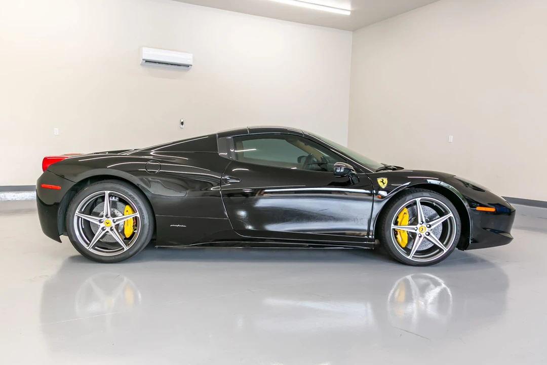 2013 Ferrari 458 Spider - Image 13 of 31