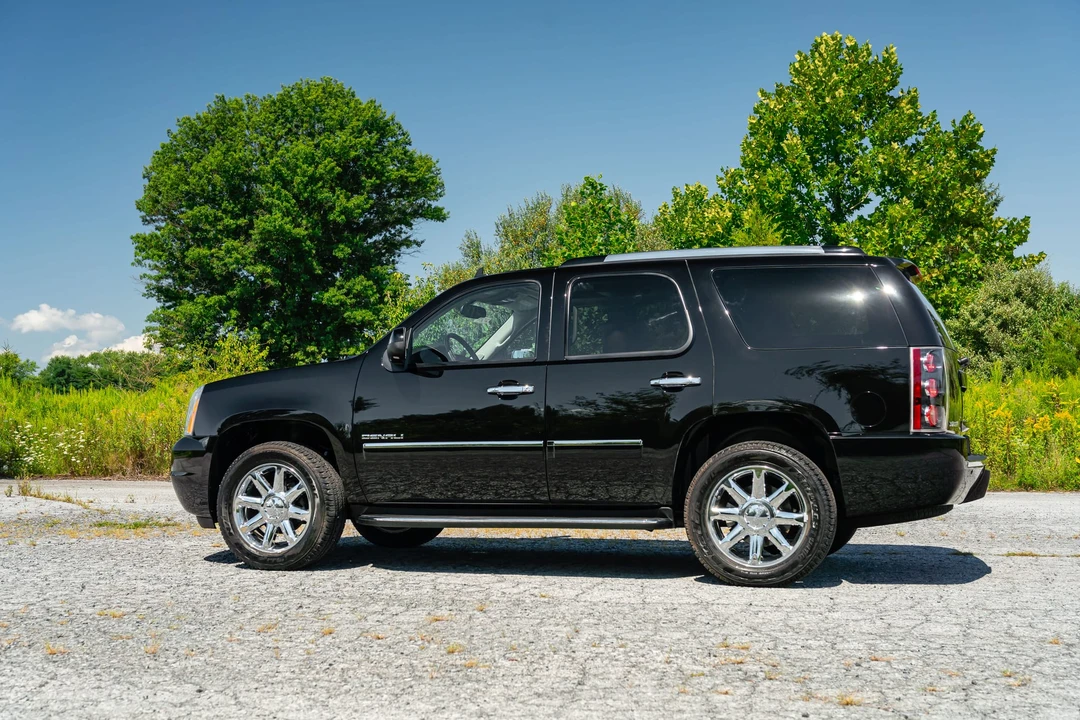 2013 GMC Yukon 3rd Gen - Image 13 of 31