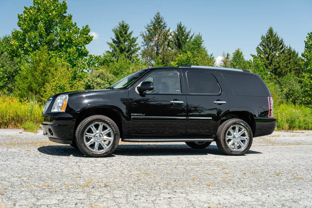 2013 GMC Yukon 3rd Gen - Image 8 of 31