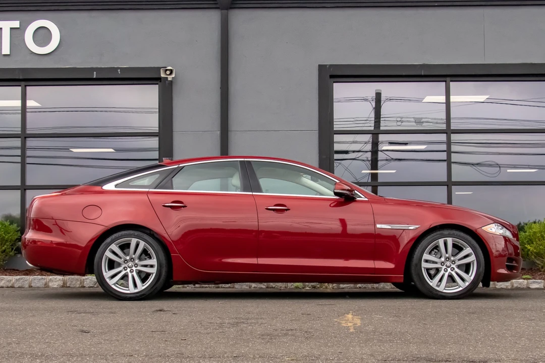 2013 Jaguar X351 XJ - Image 19 of 31