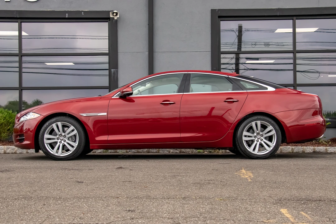 2013 Jaguar X351 XJ - Image 10 of 31