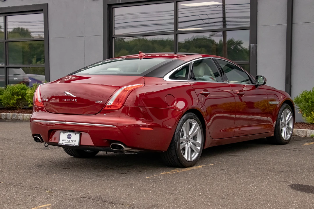2013 Jaguar X351 XJ - Image 17 of 31