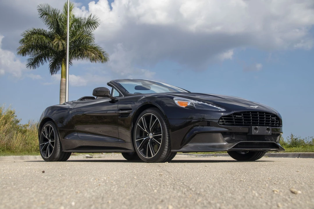 2014 Aston Martin Vanquish 2nd Gen - Image 19 of 31