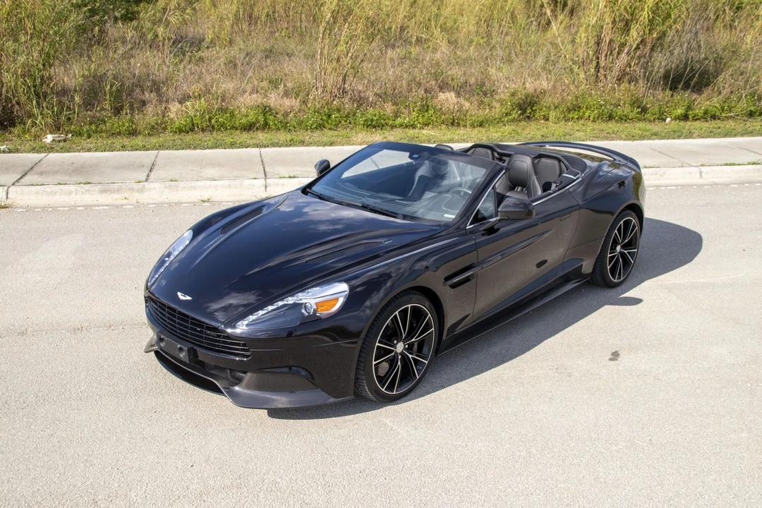 2014 Aston Martin Vanquish 2nd Gen - Image 15 of 31