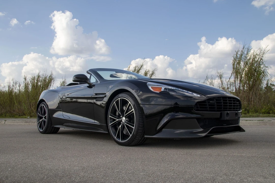 2014 Aston Martin Vanquish 2nd Gen - Image 21 of 31