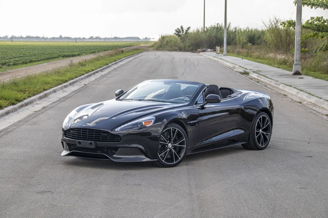 2014 Aston Martin Vanquish 2nd Gen - Image 17 of 31