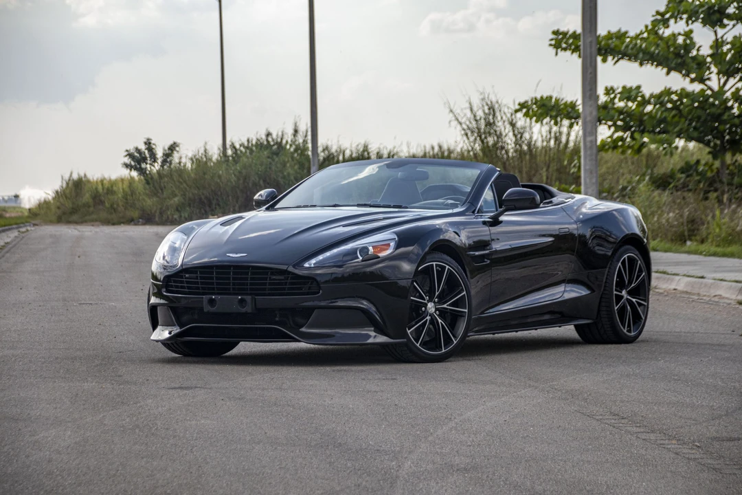 2014 Aston Martin Vanquish 2nd Gen - Image 18 of 31