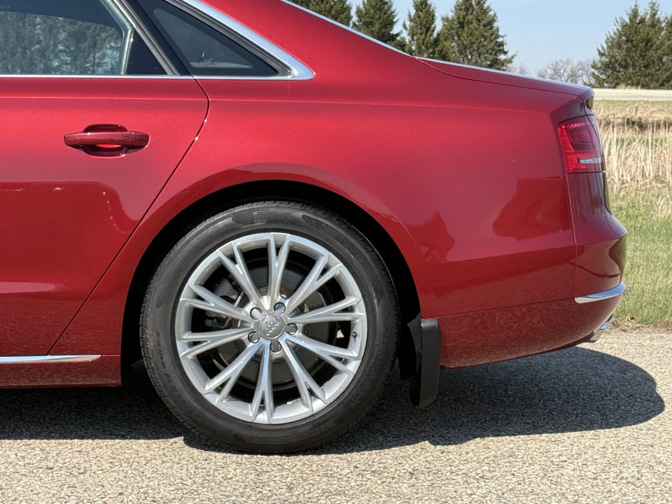 2014 Audi D4 A8 - Image 31 of 31