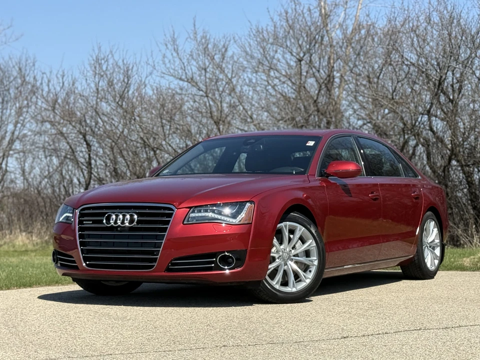 2014 Audi D4 A8 - Image 3 of 31
