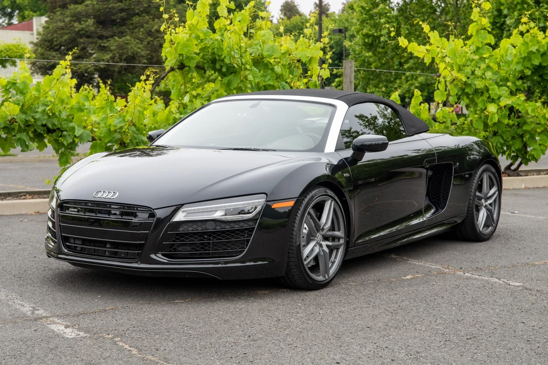 2014 Audi 42 R8 - Image 10 of 31