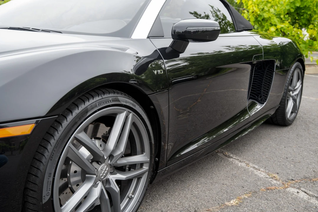2014 Audi 42 R8 - Image 19 of 31