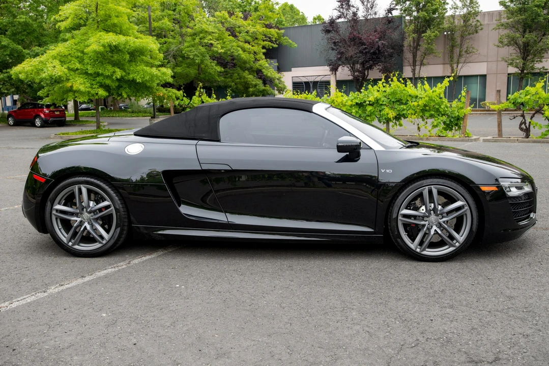 2014 Audi 42 R8 - Image 15 of 31