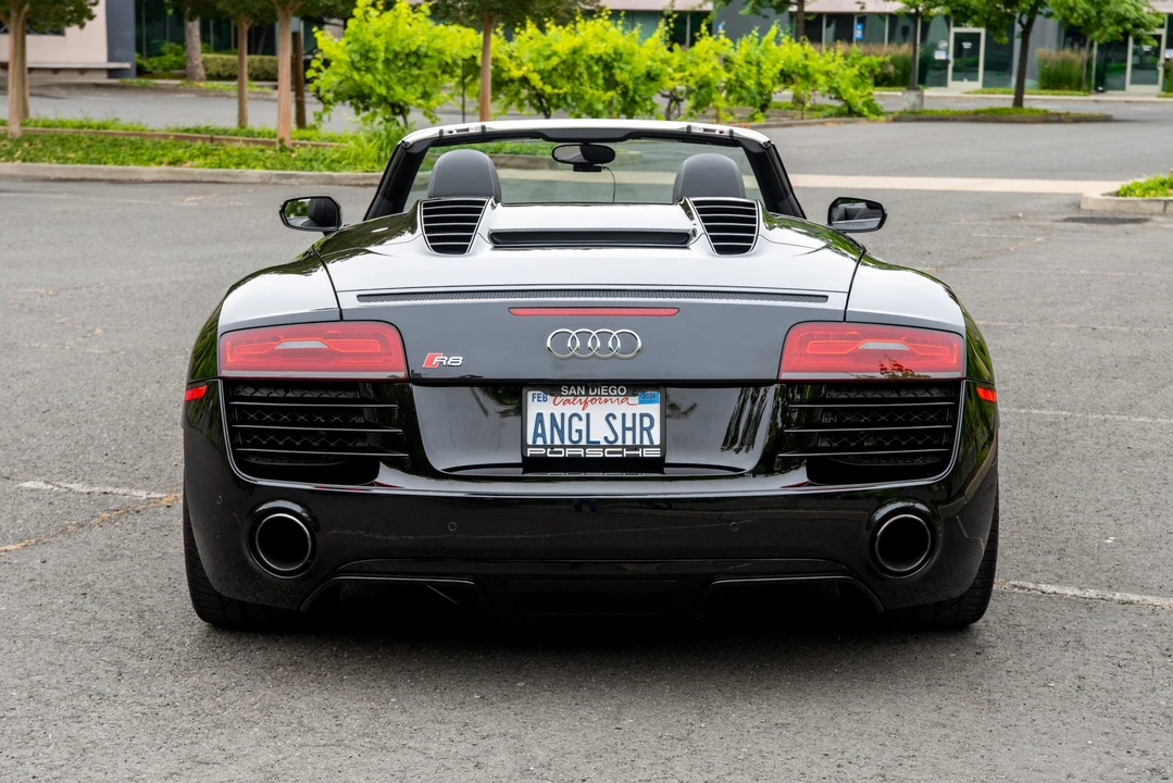 2014 Audi 42 R8 - Image 5 of 31
