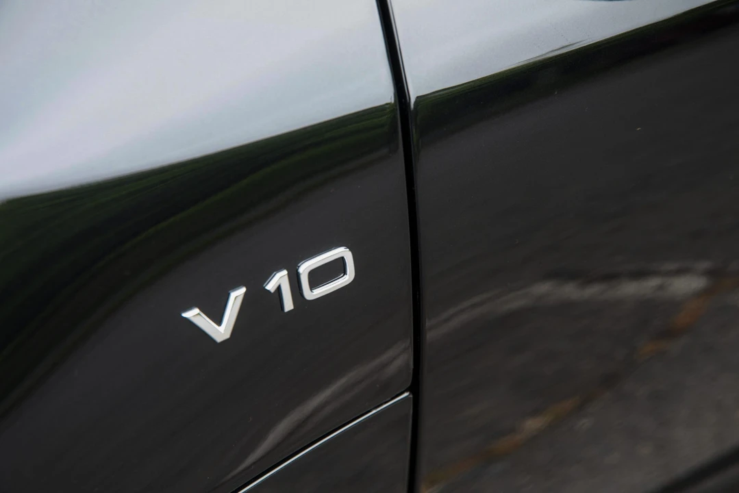 2014 Audi 42 R8 - Image 29 of 31