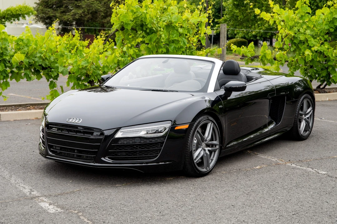 2014 Audi 42 R8 - Image 2 of 31