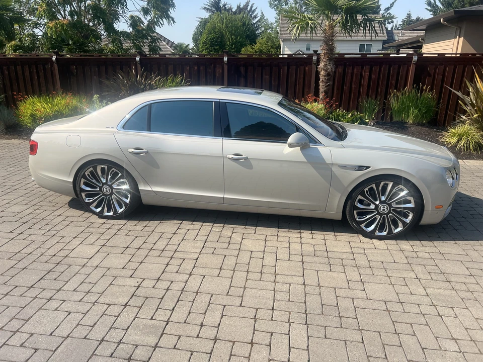 2014 Bentley Continental Flying Spur - Image 16 of 31