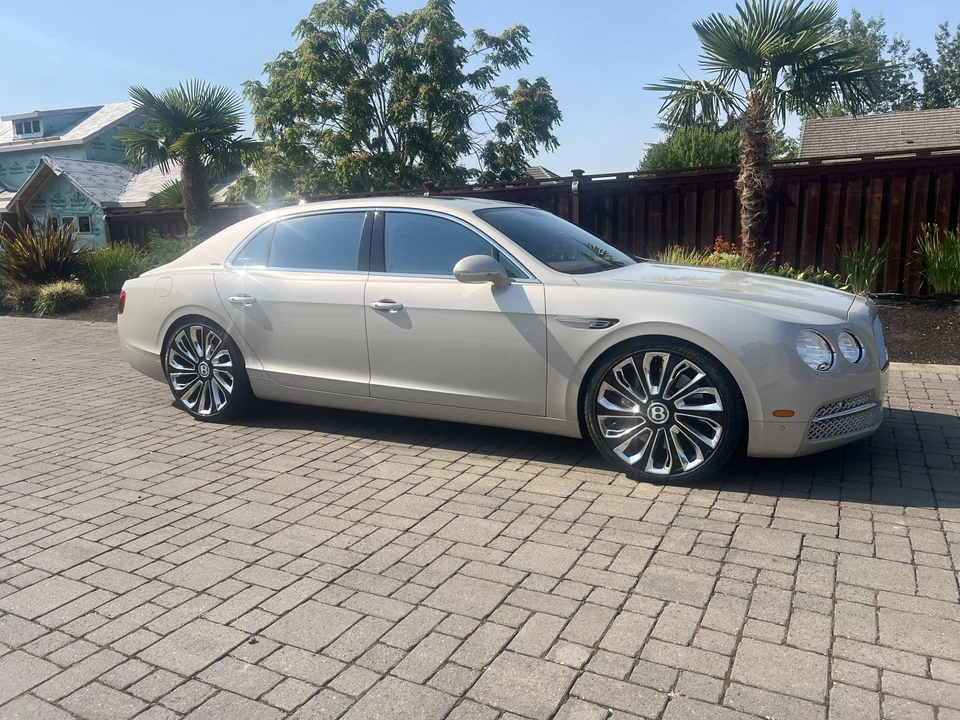 2014 Bentley Continental Flying Spur - Image 14 of 31