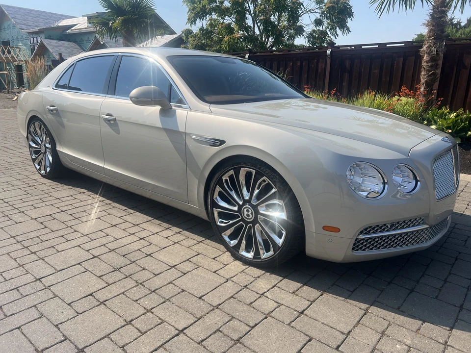 2014 Bentley Continental Flying Spur - Image 13 of 31