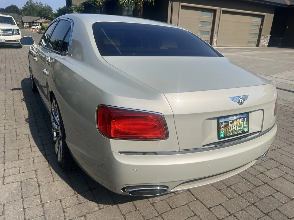 2014 Bentley Continental Flying Spur - Image 25 of 31
