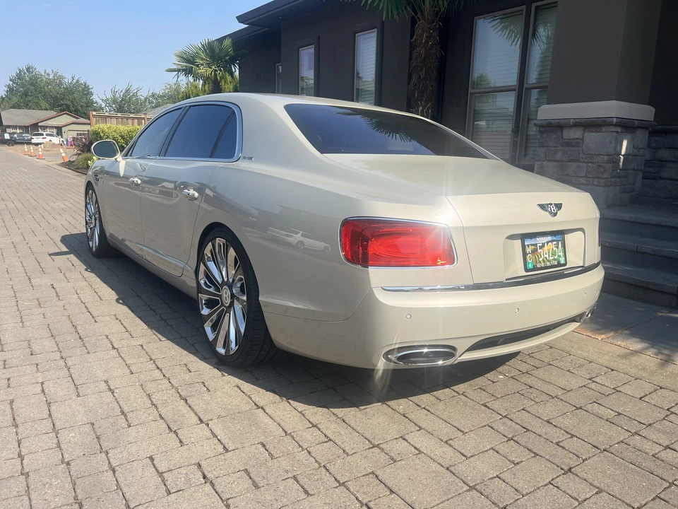 2014 Bentley Continental Flying Spur - Image 27 of 31