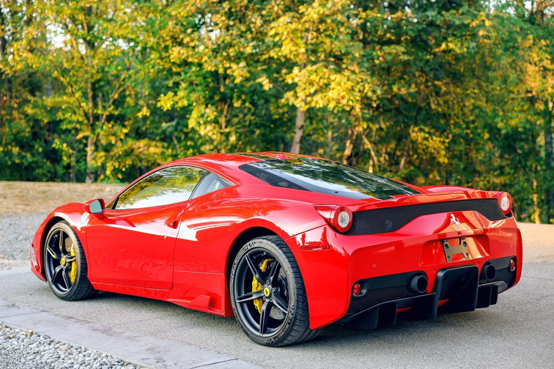 2014 Ferrari 458 Speciale - Image 18 of 31