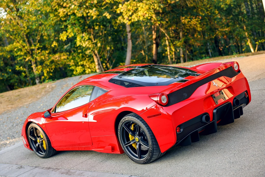 2014 Ferrari 458 Speciale - Image 20 of 31