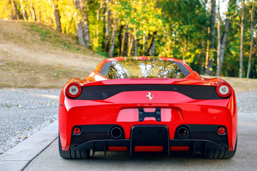 2014 Ferrari 458 Speciale - Image 26 of 31