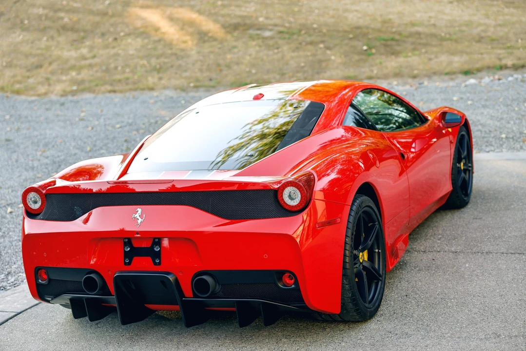 2014 Ferrari 458 Speciale - Image 30 of 31