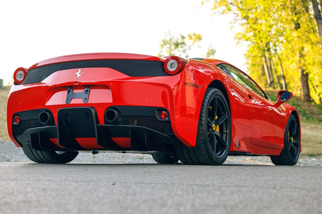 2014 Ferrari 458 Speciale - Image 28 of 31