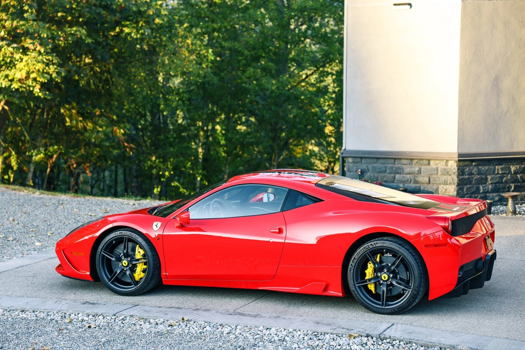 2014 Ferrari 458 Speciale - Image 15 of 31
