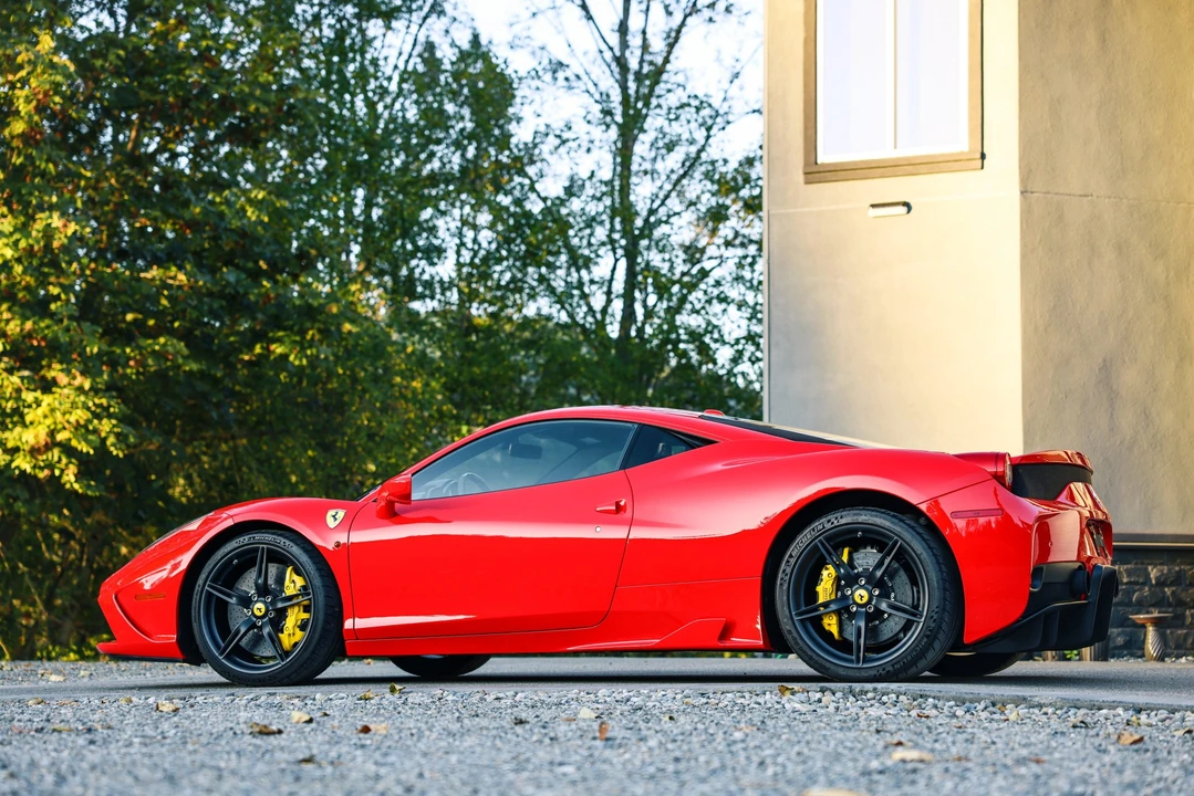 2014 Ferrari 458 Speciale - Image 14 of 31