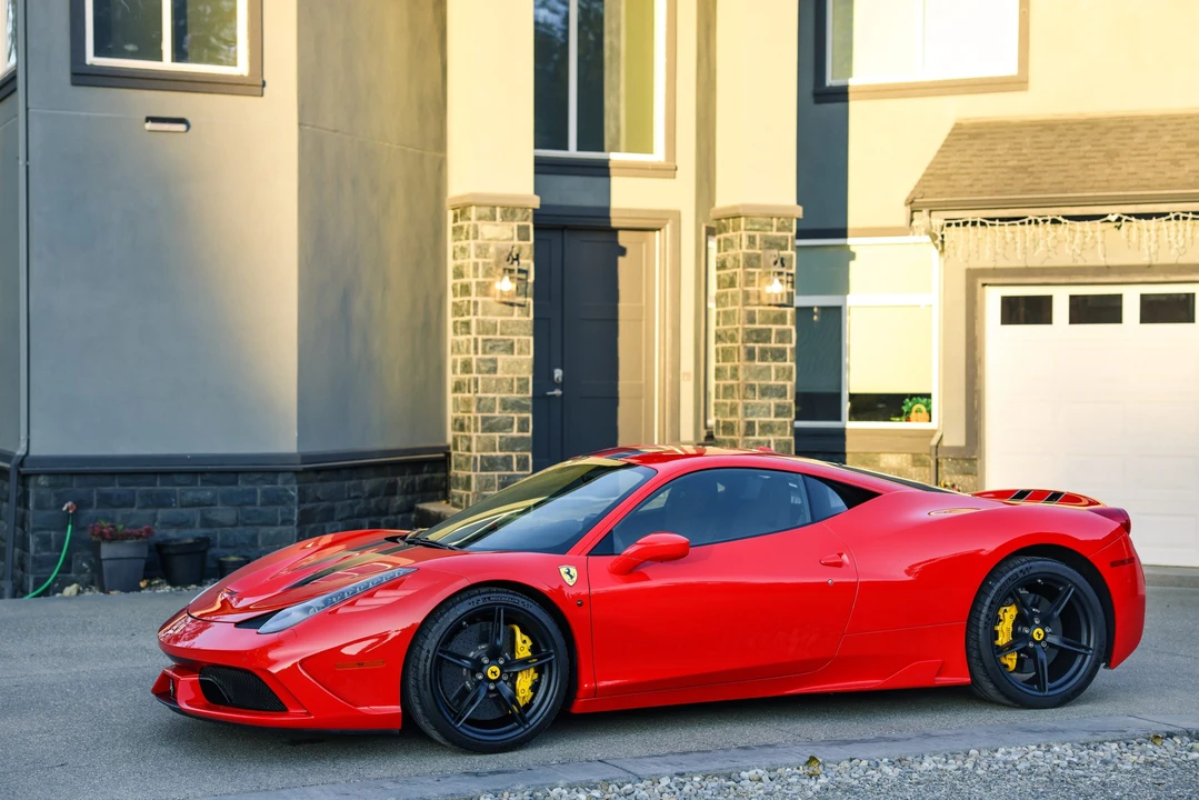 2014 Ferrari 458 Speciale - Image 10 of 31