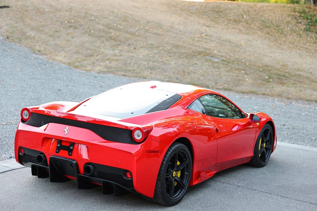2014 Ferrari 458 Speciale - Image 31 of 31