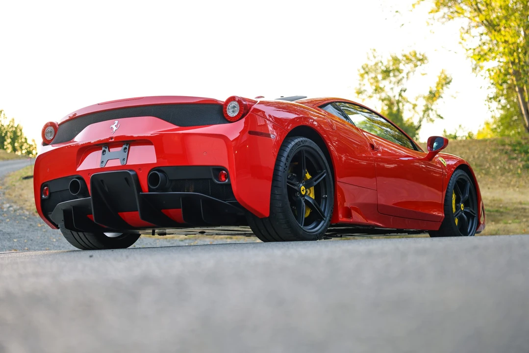 2014 Ferrari 458 Speciale - Image 29 of 31