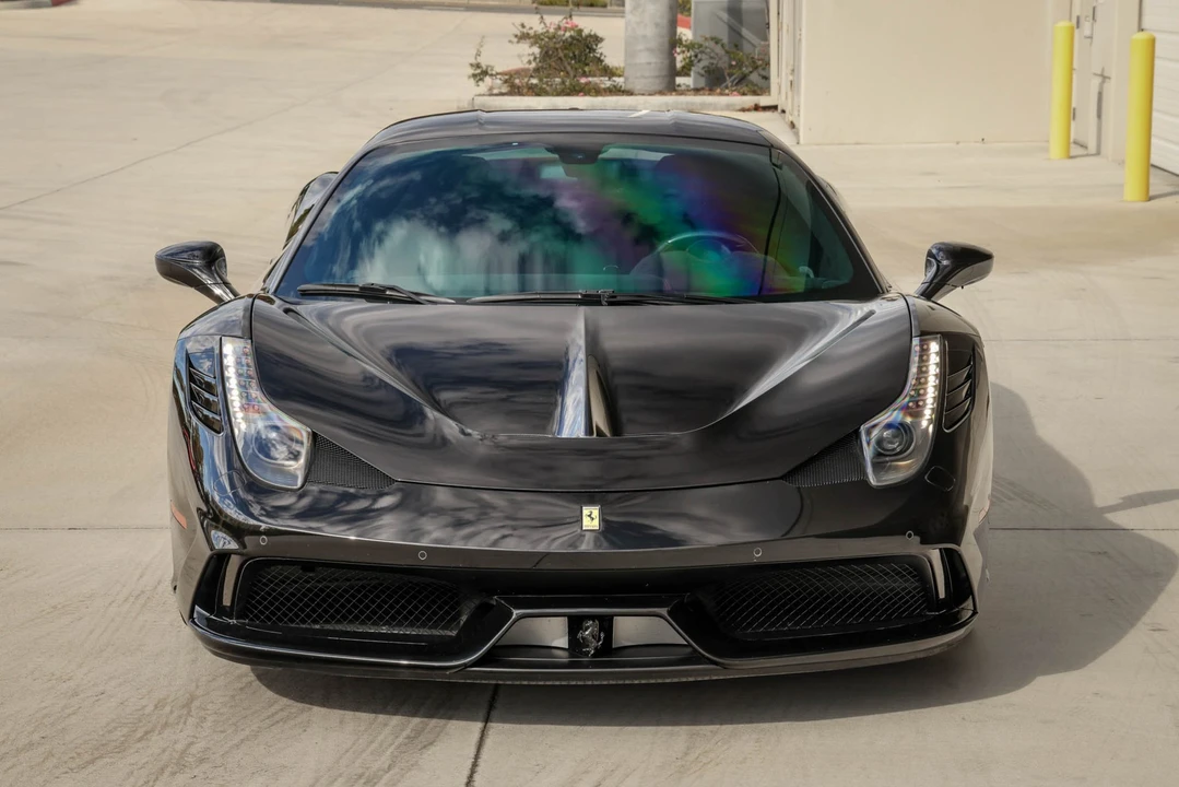 2014 Ferrari 458 Speciale - Image 5 of 31