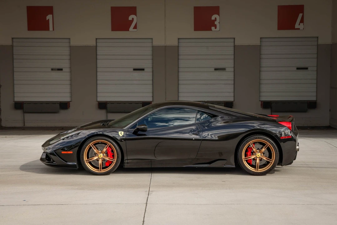 2014 Ferrari 458 Speciale - Image 20 of 31