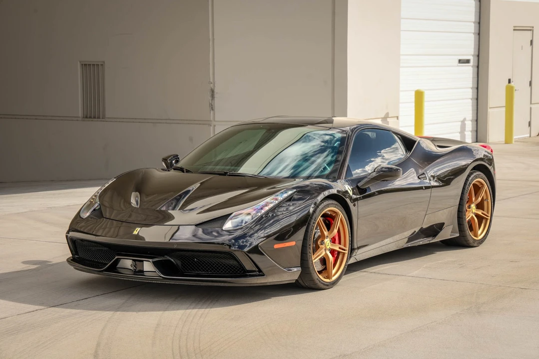 2014 Ferrari 458 Speciale - Image 4 of 31