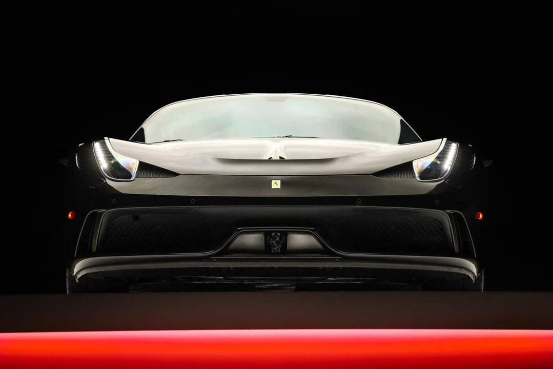 2014 Ferrari 458 Speciale - Image 31 of 31