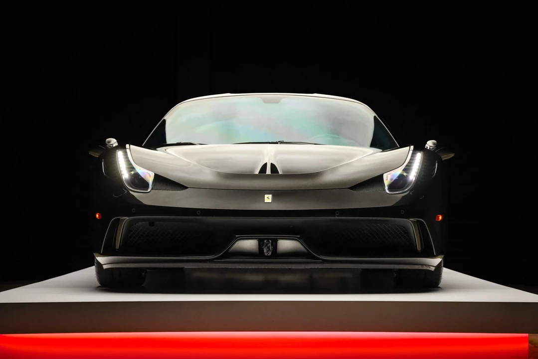 2014 Ferrari 458 Speciale - Image 30 of 31