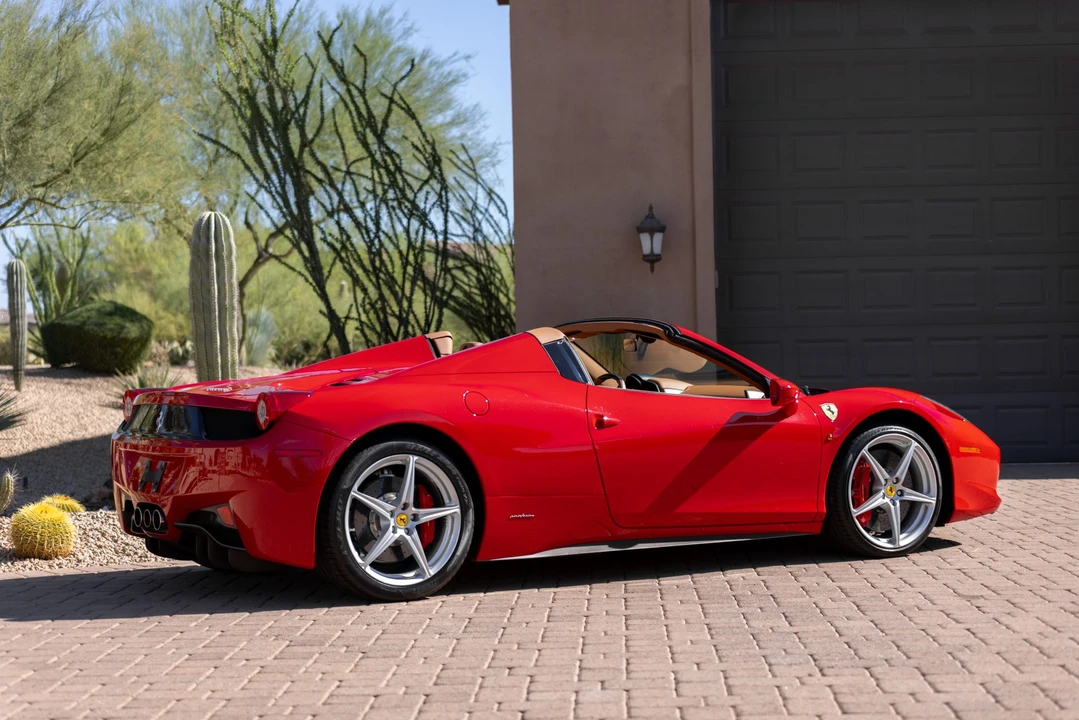 2014 Ferrari 458 Spider - Image 14 of 31