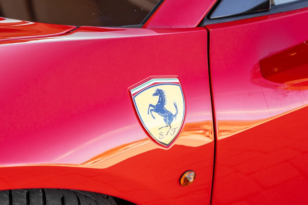 2014 Ferrari 458 Spider - Image 26 of 31