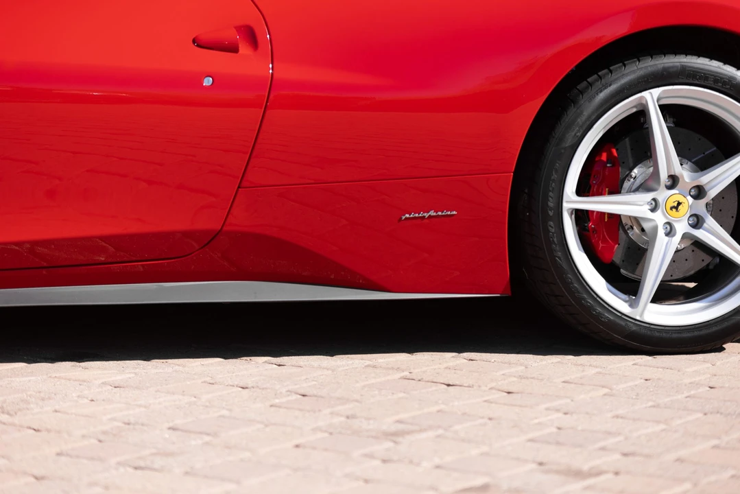 2014 Ferrari 458 Spider - Image 30 of 31