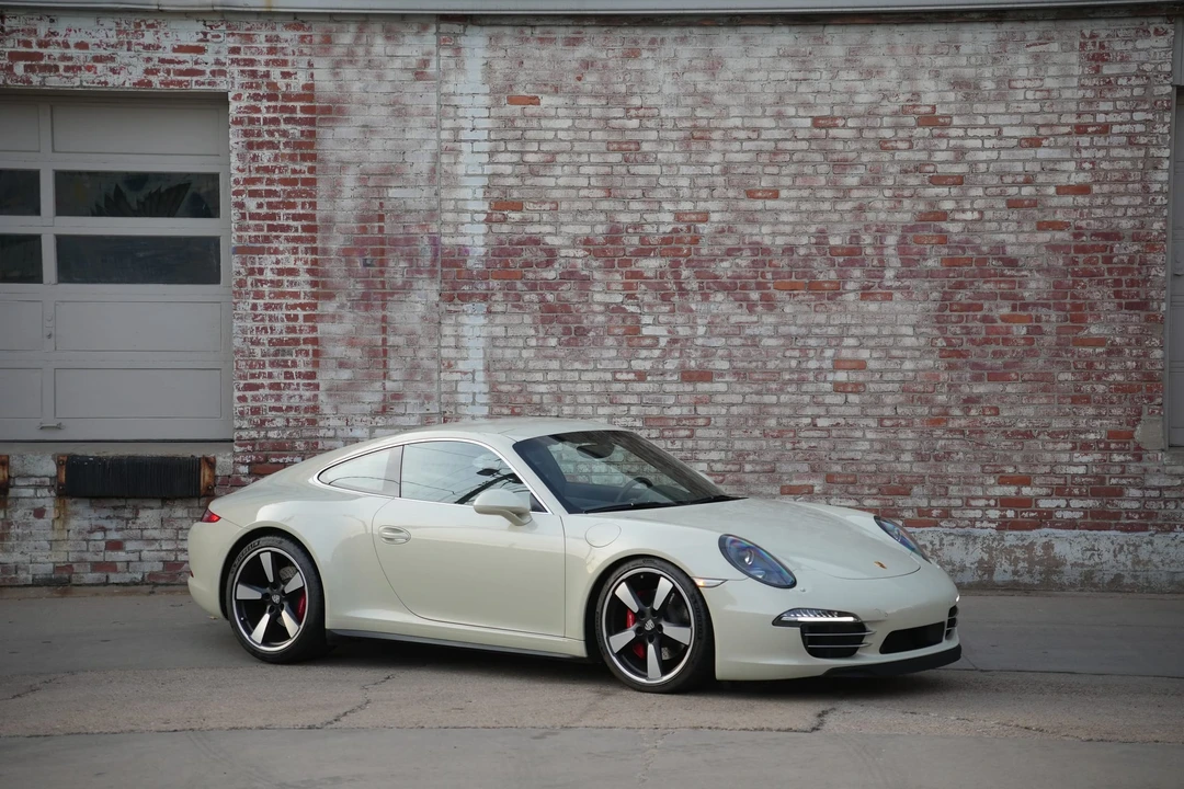2014 Porsche 991 Carrera - Image 29 of 31