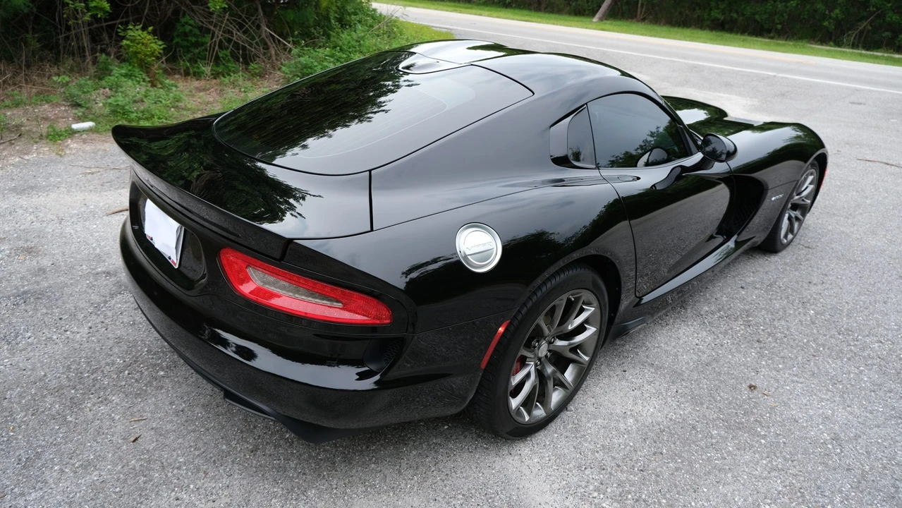 2014 Dodge Viper 5th Gen - Image 15 of 31