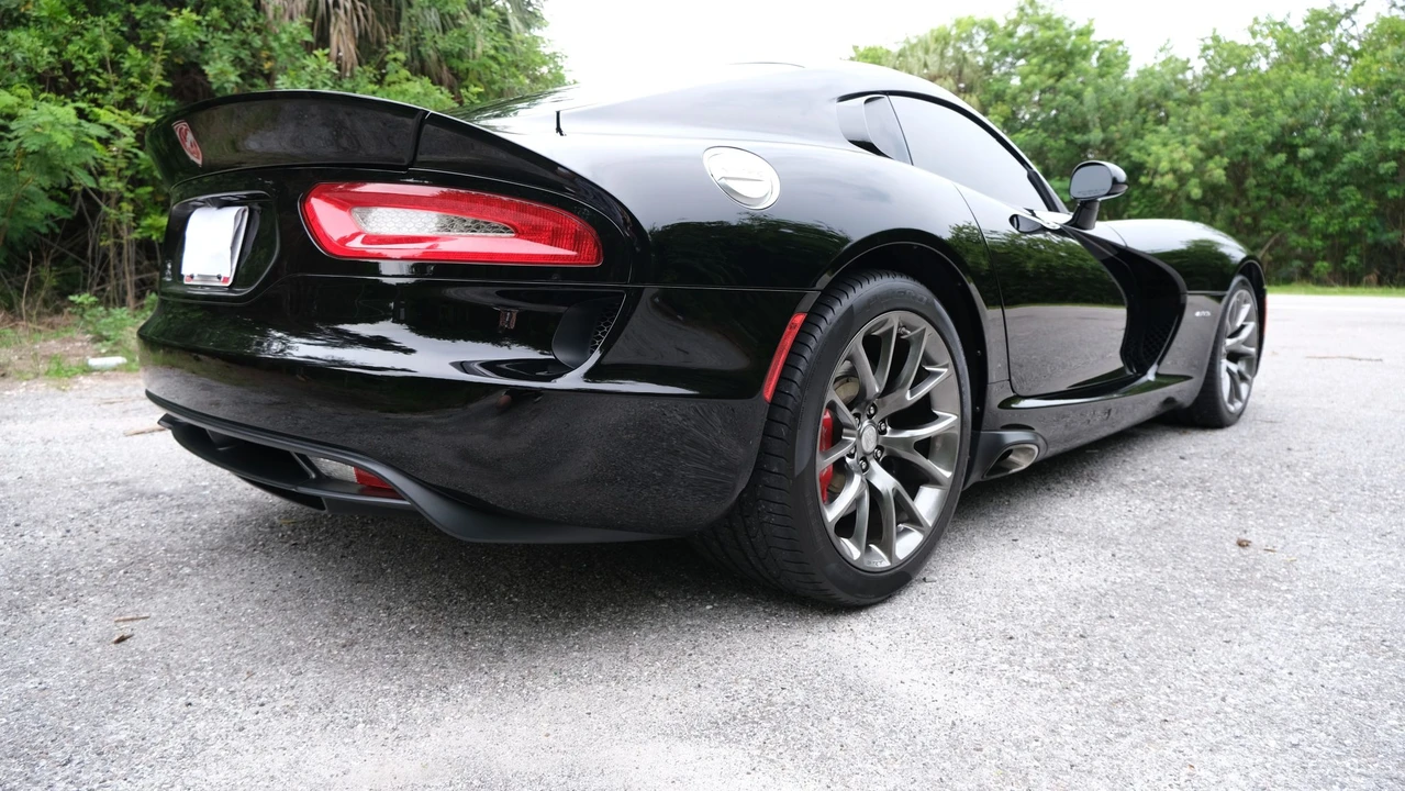 2014 Dodge Viper 5th Gen - Image 17 of 31
